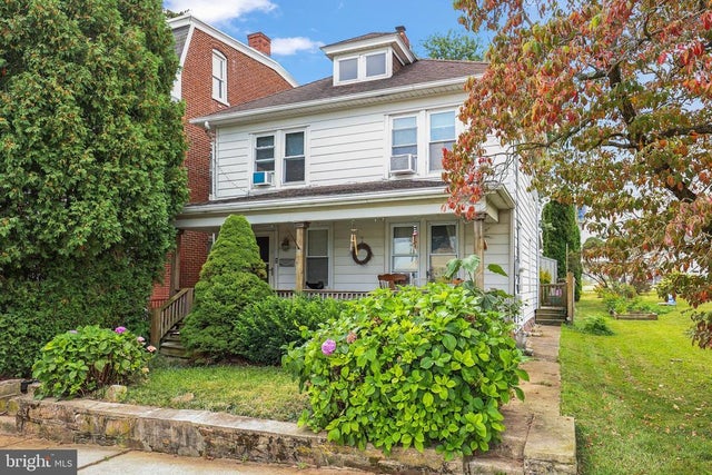 56 E Frederick St, Dallastown