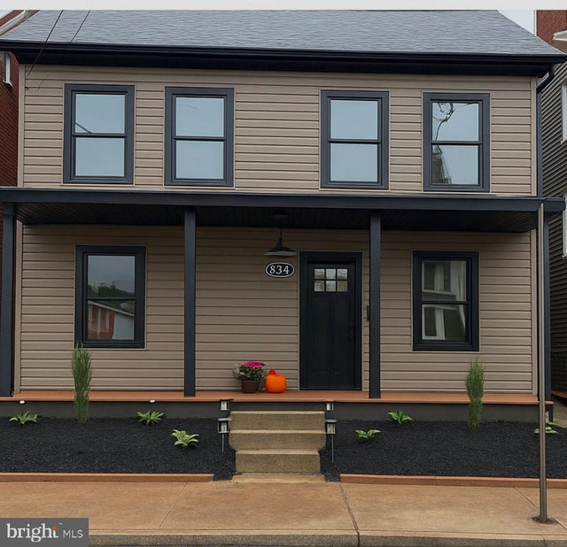 428 W Main St, Dallastown