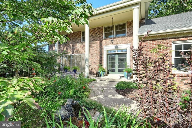 1305 Detwiler Dr, York