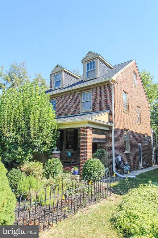 947 Virginia Ave, York