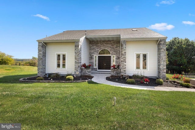 4239 Glenville Rd, Glen Rock