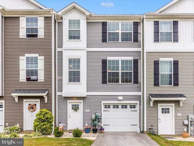 28 Brookside Ave, Hanover