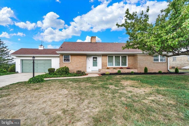 2455 Beeler Ave, York