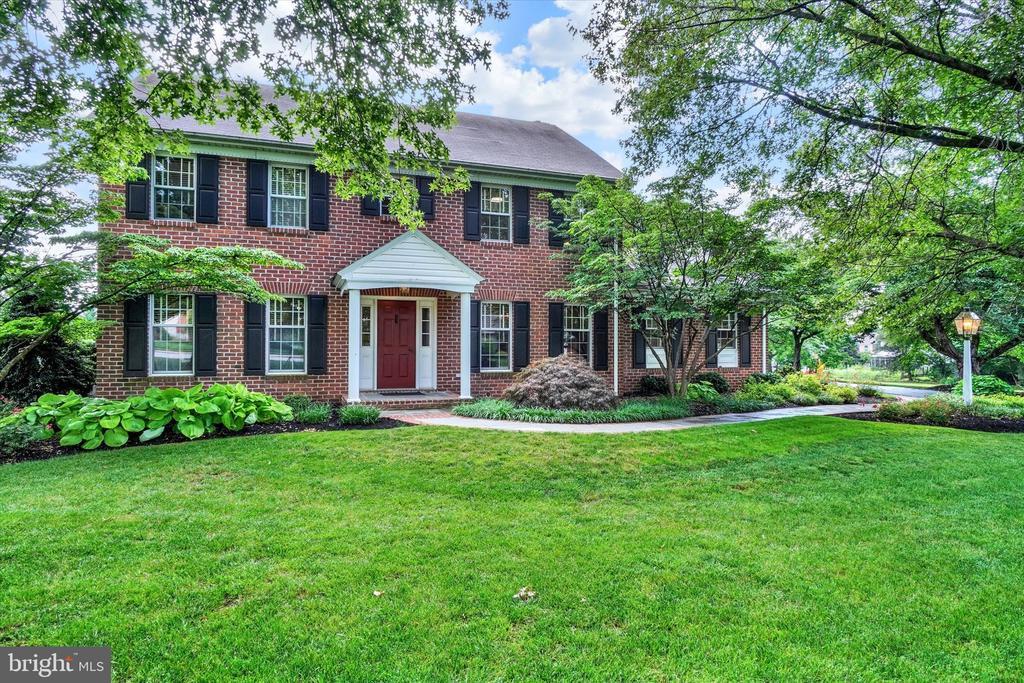 2020 Parkton Ln, YORK