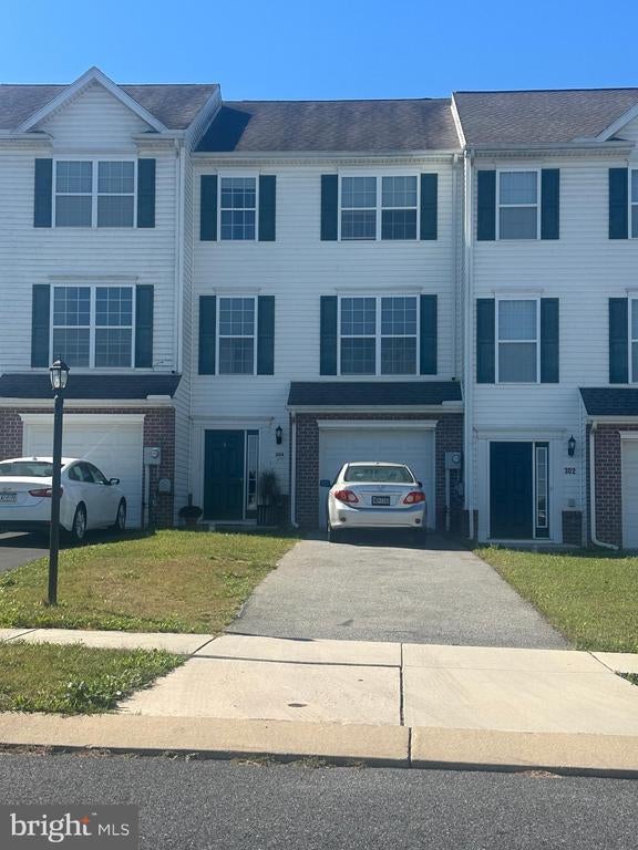 304 Cape Climb, York