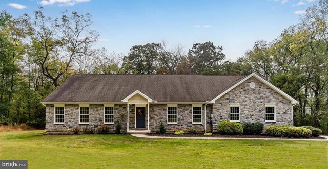 450 Stone Jug Rd, Lewisberry