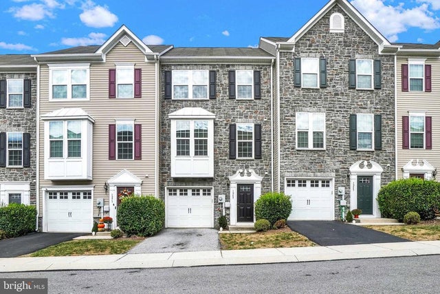 1269 Elderslie Ln #112, York