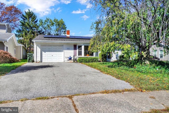 1432 Dartmouth Rd, York