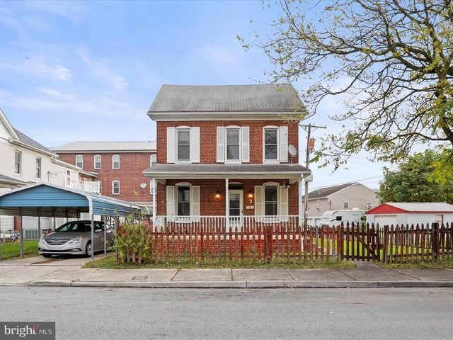 3 Sprenkle Ave, Hanover