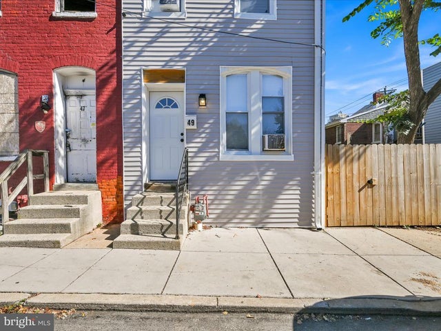 49 Columbia Ave, York