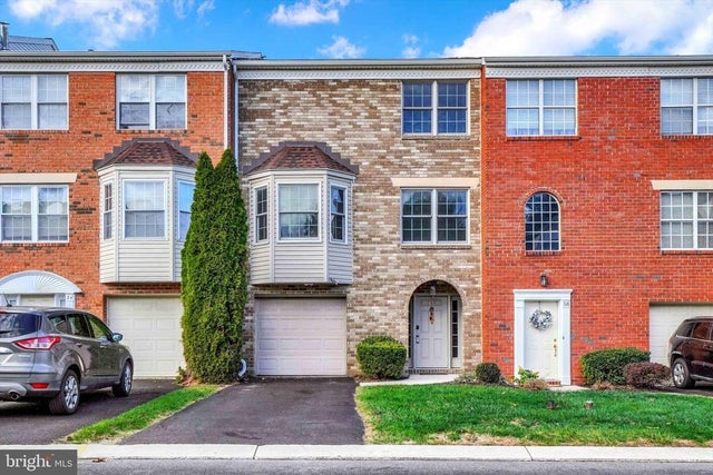 56 Jayme Dr #9, York