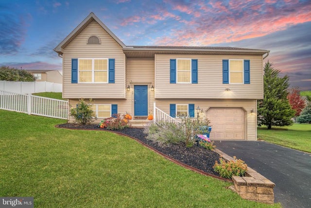 50 Asbury Ct, Mount Wolf