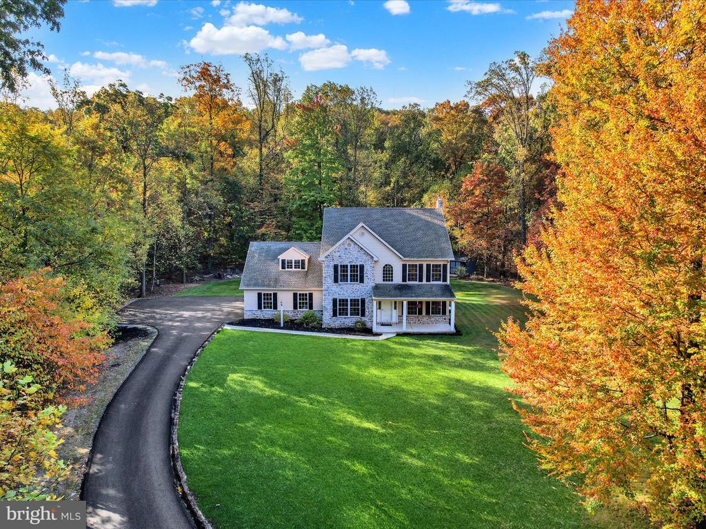 5094 Furnace Rd, YORK