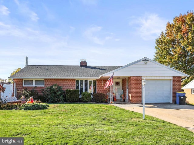 310 Edgeboro Dr, Manchester