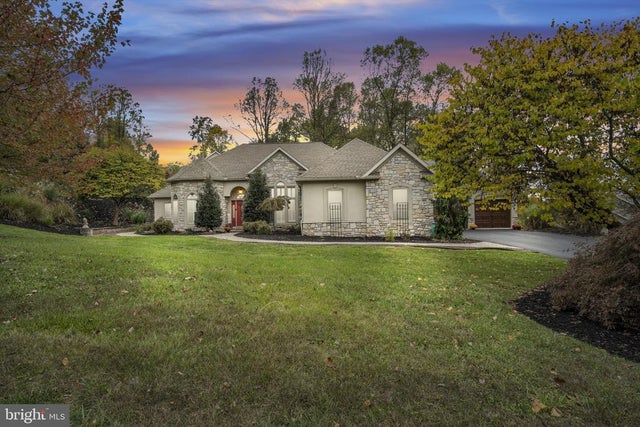 600 Musket Ct, Lewisberry