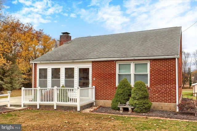 31 Springers Ln, New Cumberland