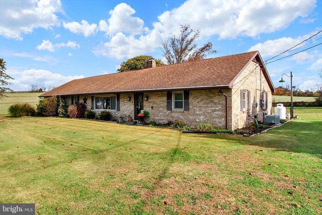 1621 Spring St, Spring Grove