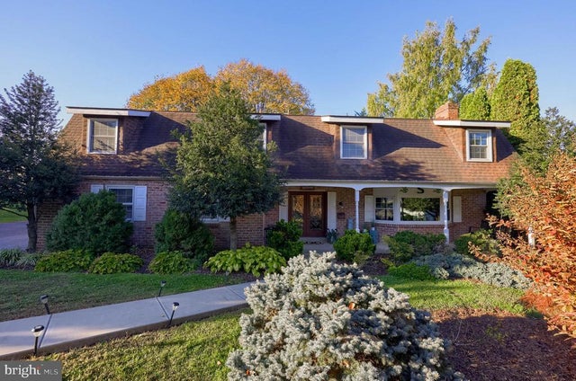 1610 Detwiler Ct, York