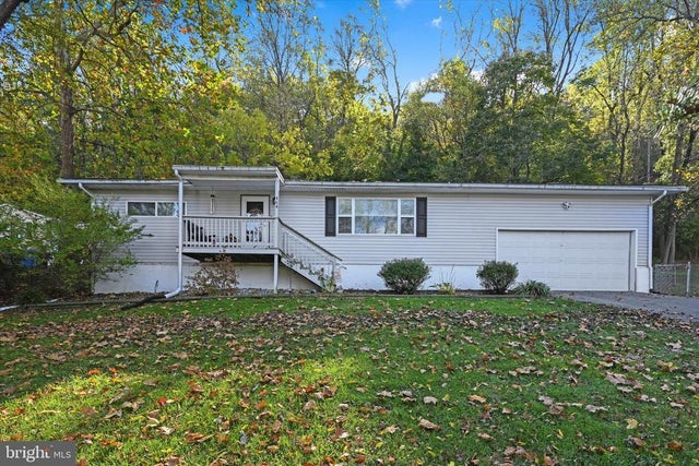 464 Marsh Run Rd, New Cumberland