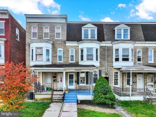 236 W Jackson St, York