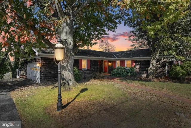 150 E Ridge Ave, Glen Rock