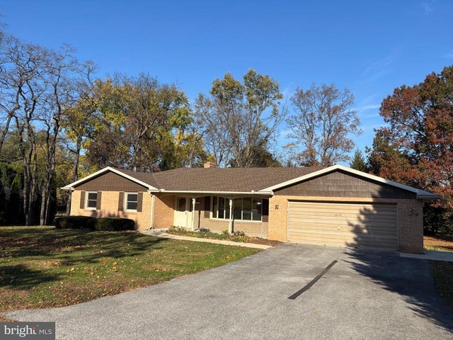 2113 Huntington Rd, Dover