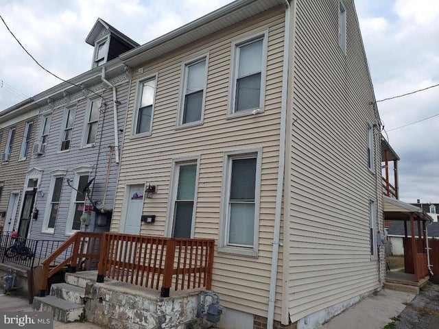 411 Saint Paul St, York