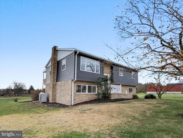 3960 W Canal Rd, Dover