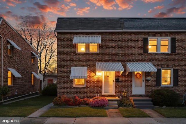 109 N Seward St, York