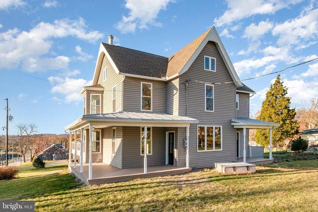 15 Carroll St, Wellsville