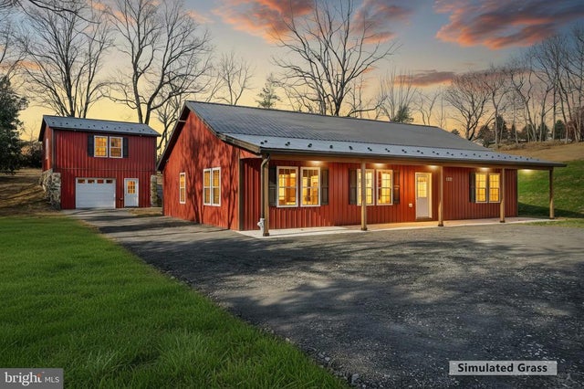 10640 Enfield Rd, Felton