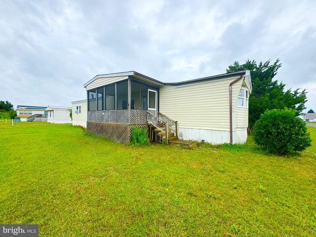 8272 Sea Bird Dr, Chincoteague Island