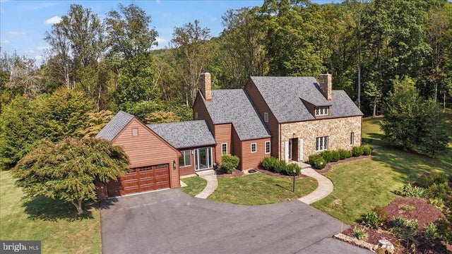 181 Mobley Mtn Rd, Amherst