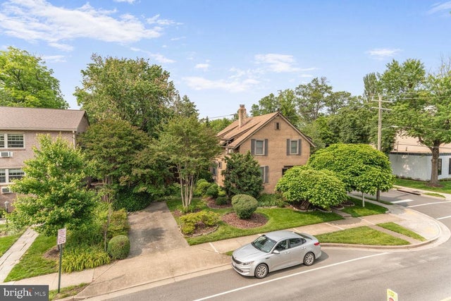 801 23rd St S, Arlington