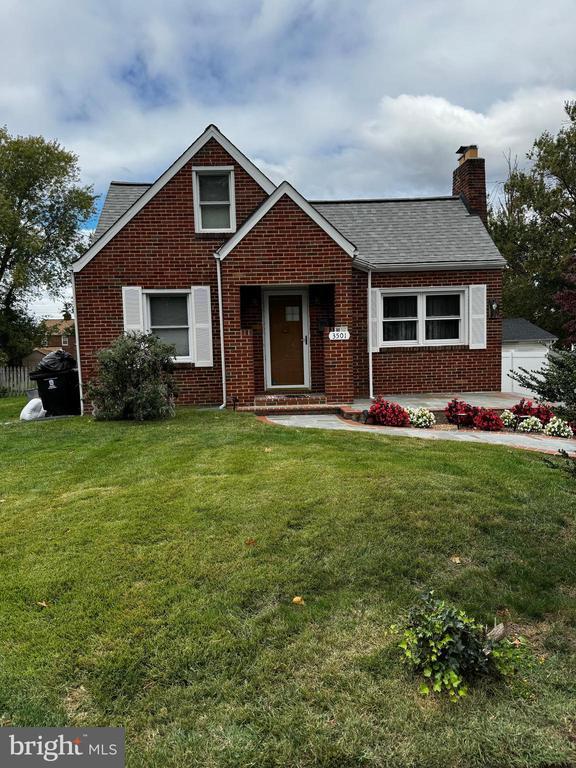 3501 7th St S, Arlington