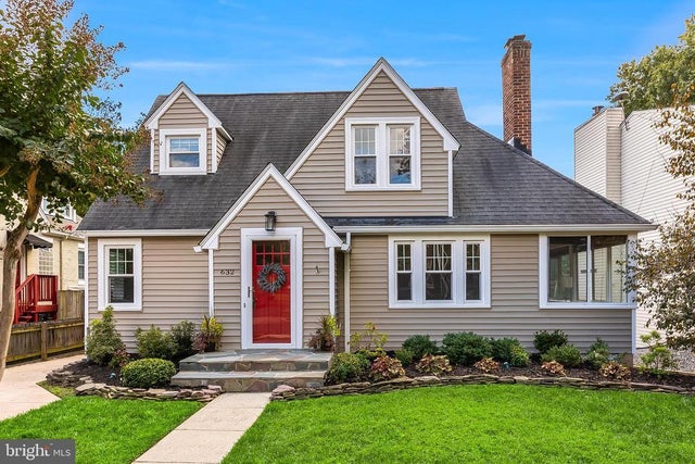 632 24th St S, Arlington