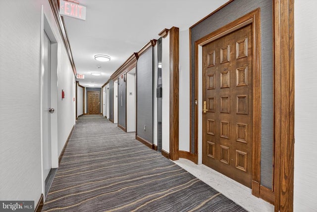 1300 Crystal Dr #1001s, ARLINGTON