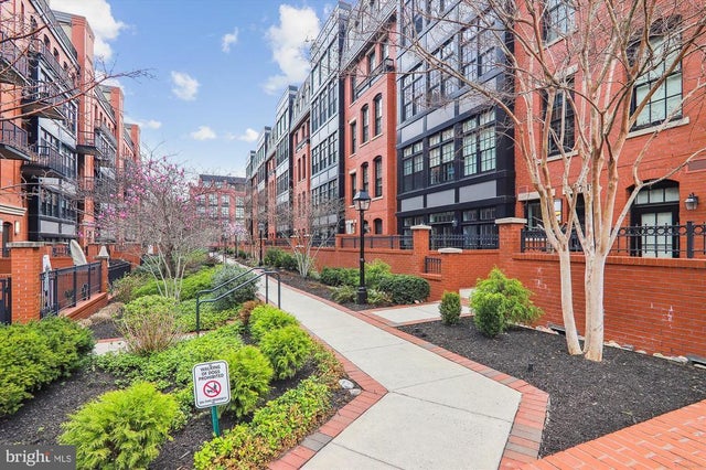 1701 16th St N #335-c, ARLINGTON