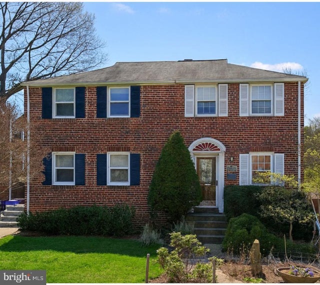 3726 3rd St S, Arlington