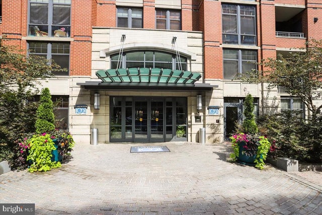 1021 N Garfield St #117, Arlington