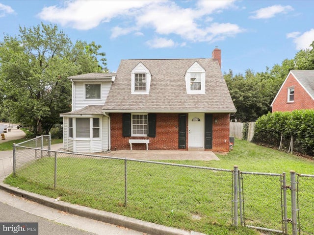 2400 Arlington Blvd, Arlington