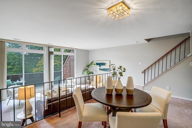 2118 S Quincy St, ARLINGTON