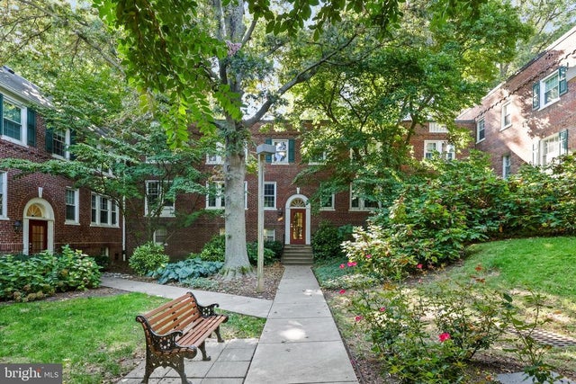 1802 Key Blvd #9482, Arlington