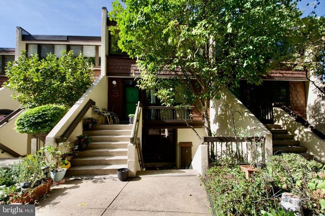 2204 S Quincy St #1, Arlington