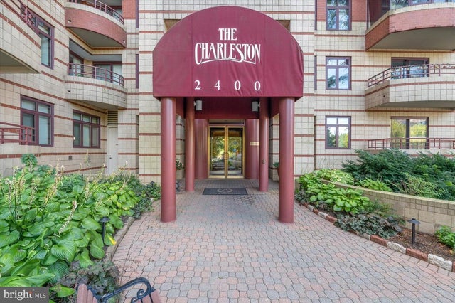 2400 Clarendon Blvd #606, Arlington