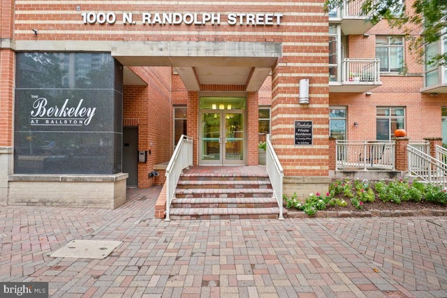 1000 N Randolph St #806, Arlington