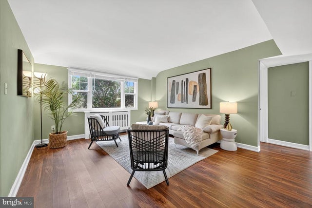 1404 12th St N #21, Arlington