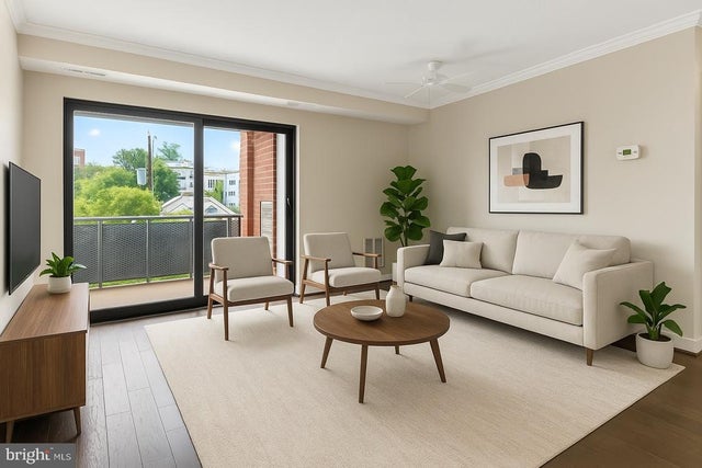 1931 N Cleveland St #409, Arlington