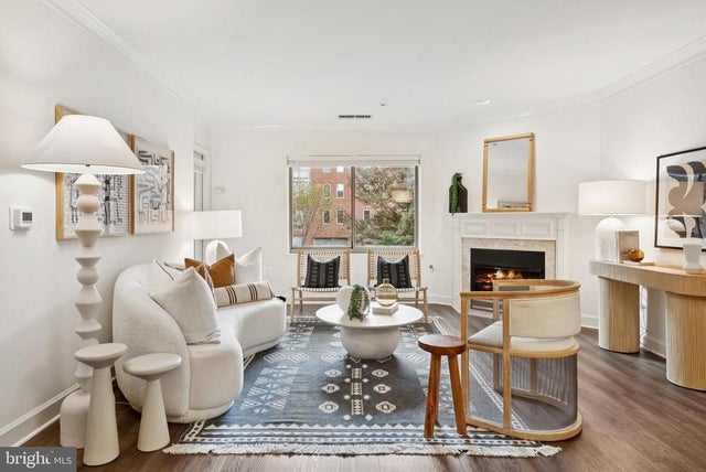 1050 N Stuart St #229, Arlington