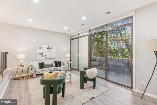 2246 S Randolph St #1, Arlington